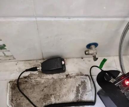 监利屋顶漏水维修公司分享下卫生间漏水的危害及解决方法